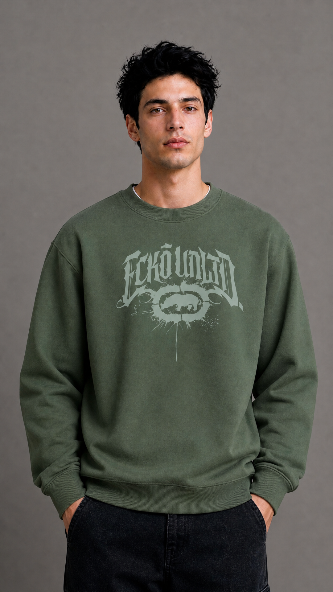 ECKO UNLTD GOTHIC GRAFFITI SWEATSHIRT MILITARY GREEN